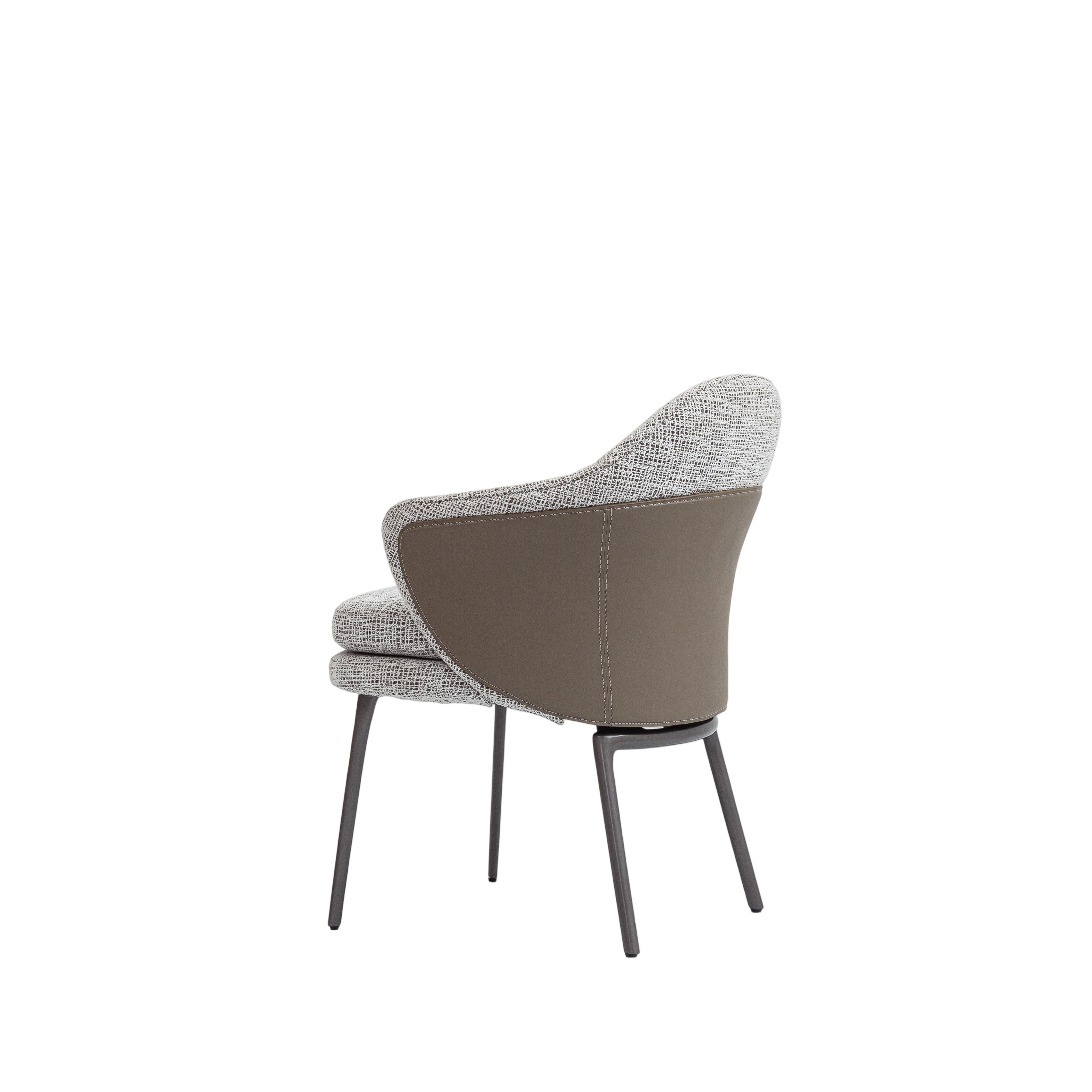 Luxury Redefined: The Exquisite Dining Chair