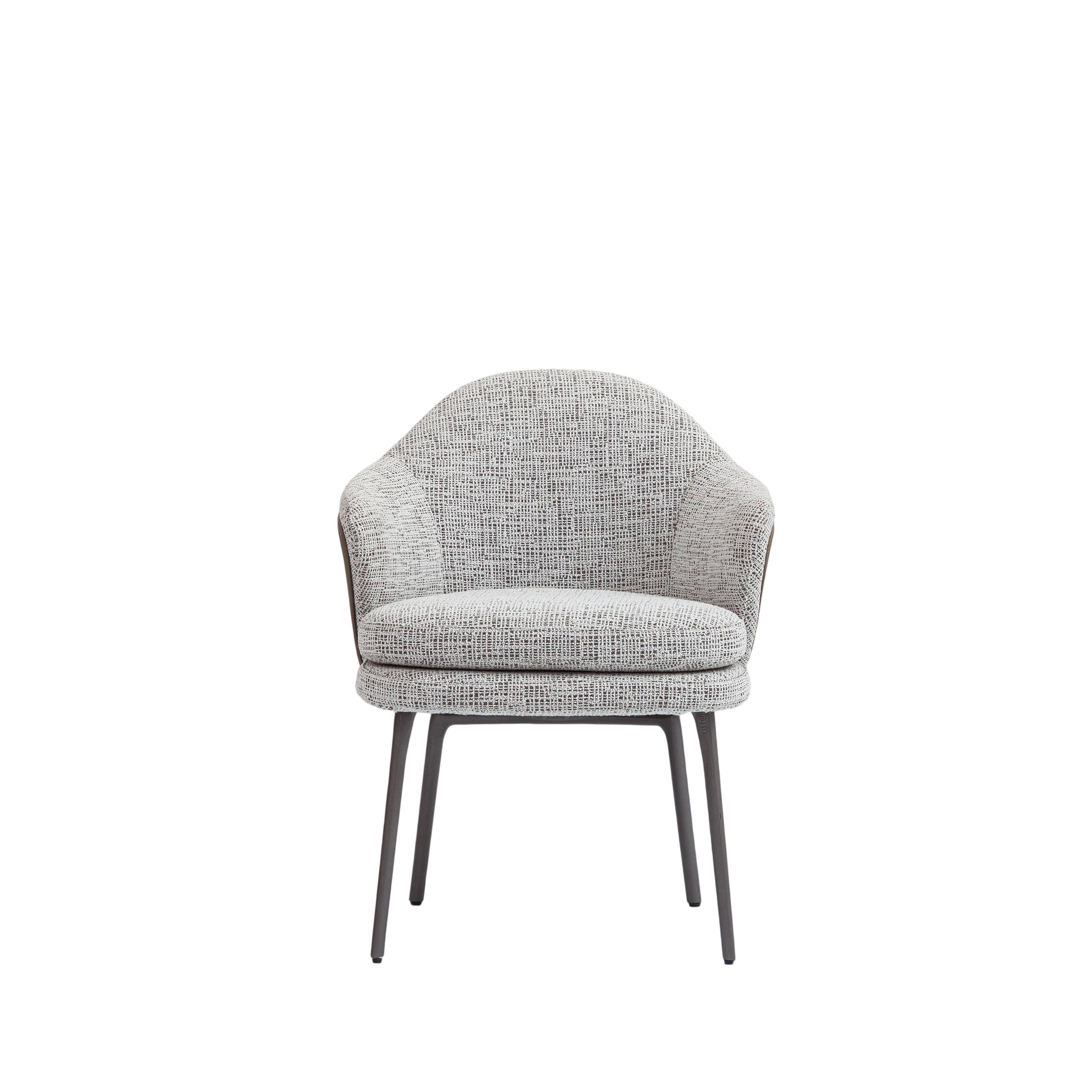 Luxury Redefined: The Exquisite Dining Chair