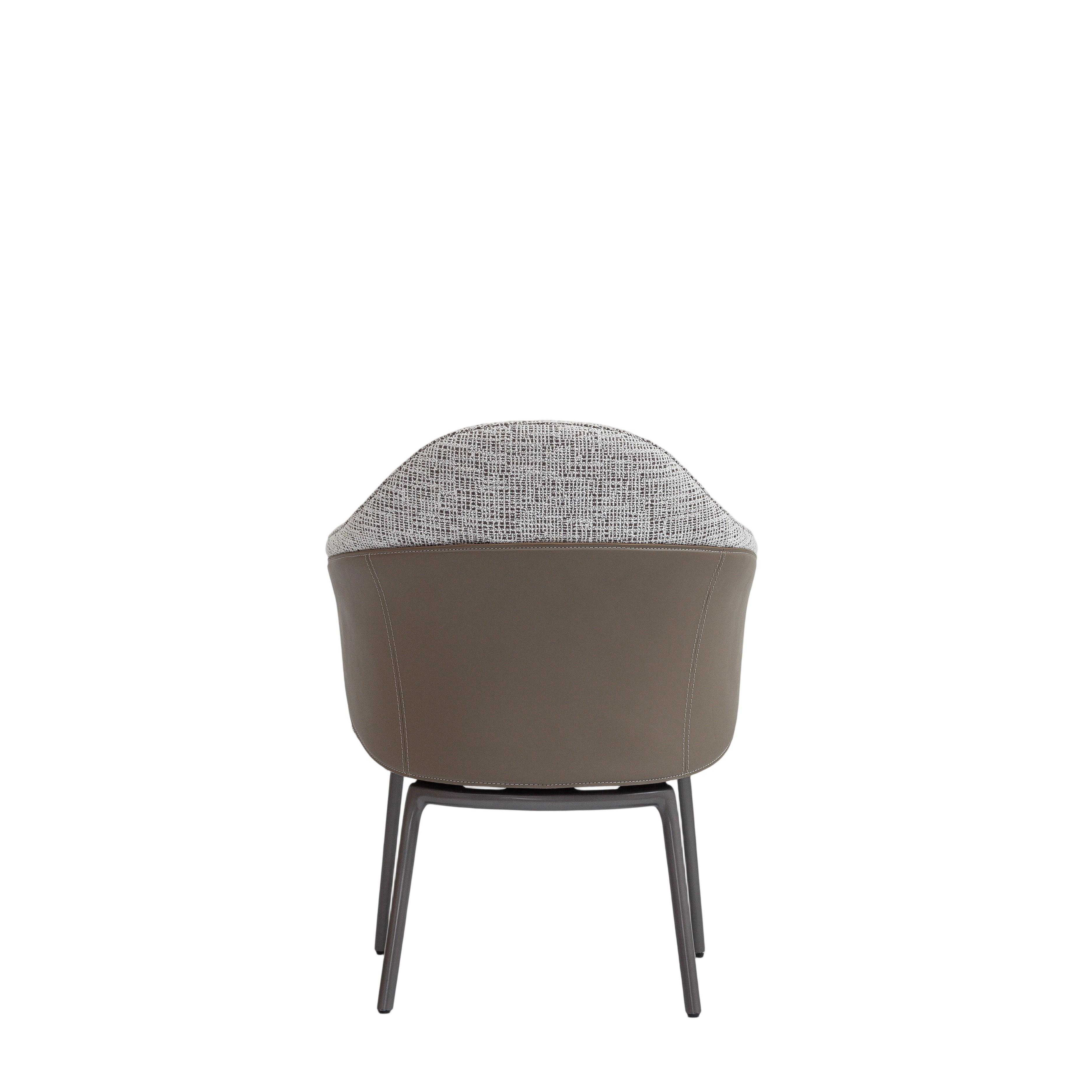 Luxury Redefined: The Exquisite Dining Chair