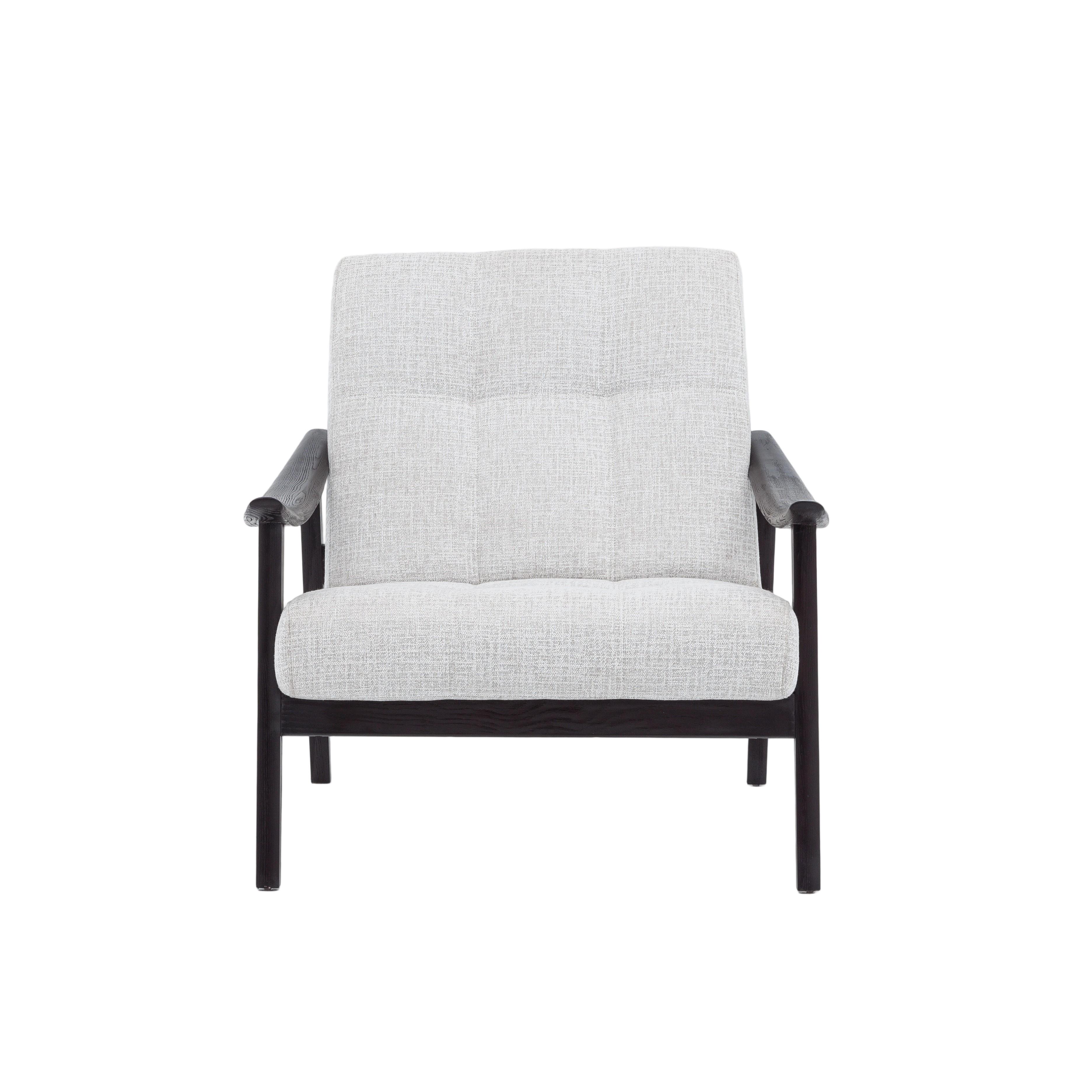 Discover Elegance and Comfort with the Perfect Lounge Chair