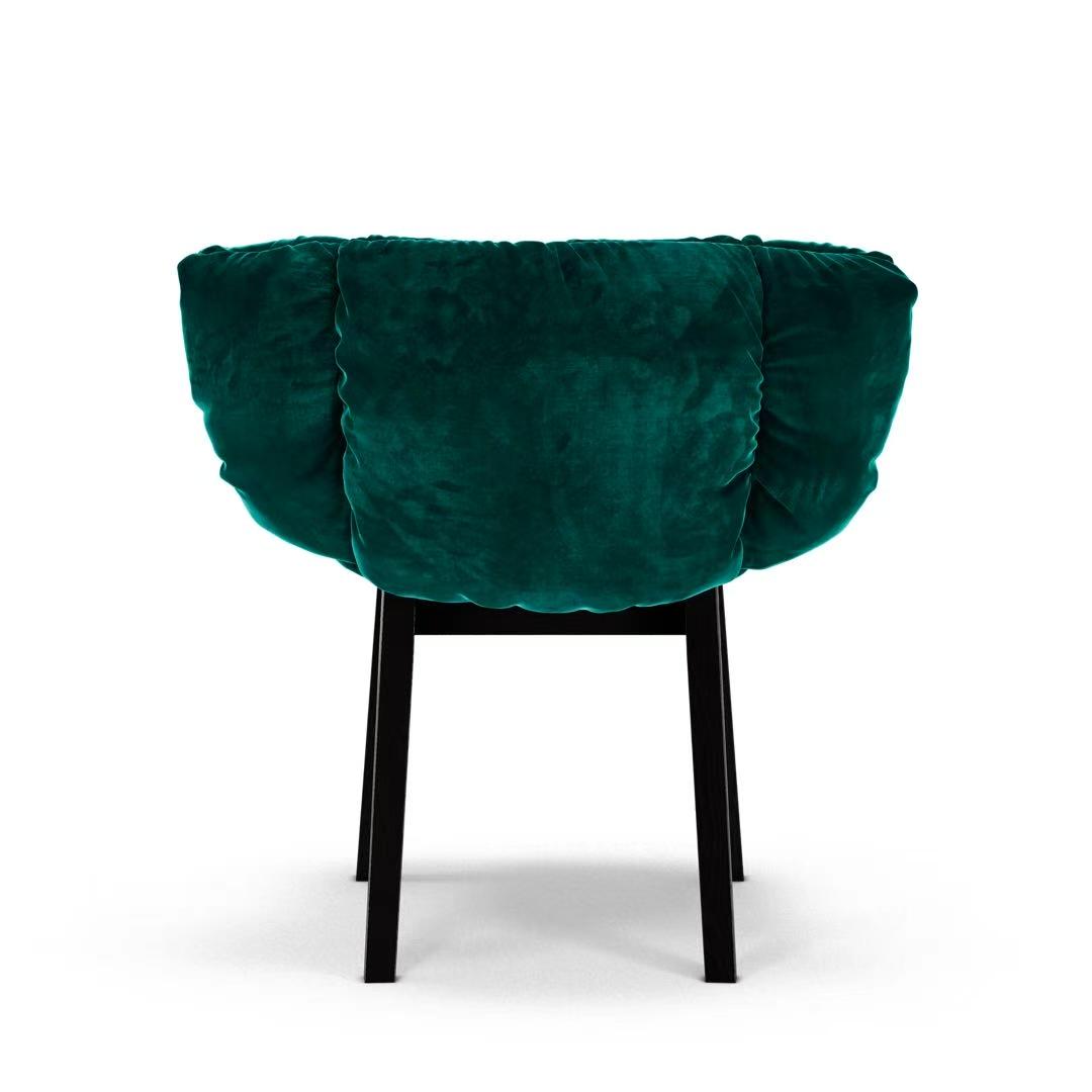 Exquisite Dining Chairs: Comfort Meets Style