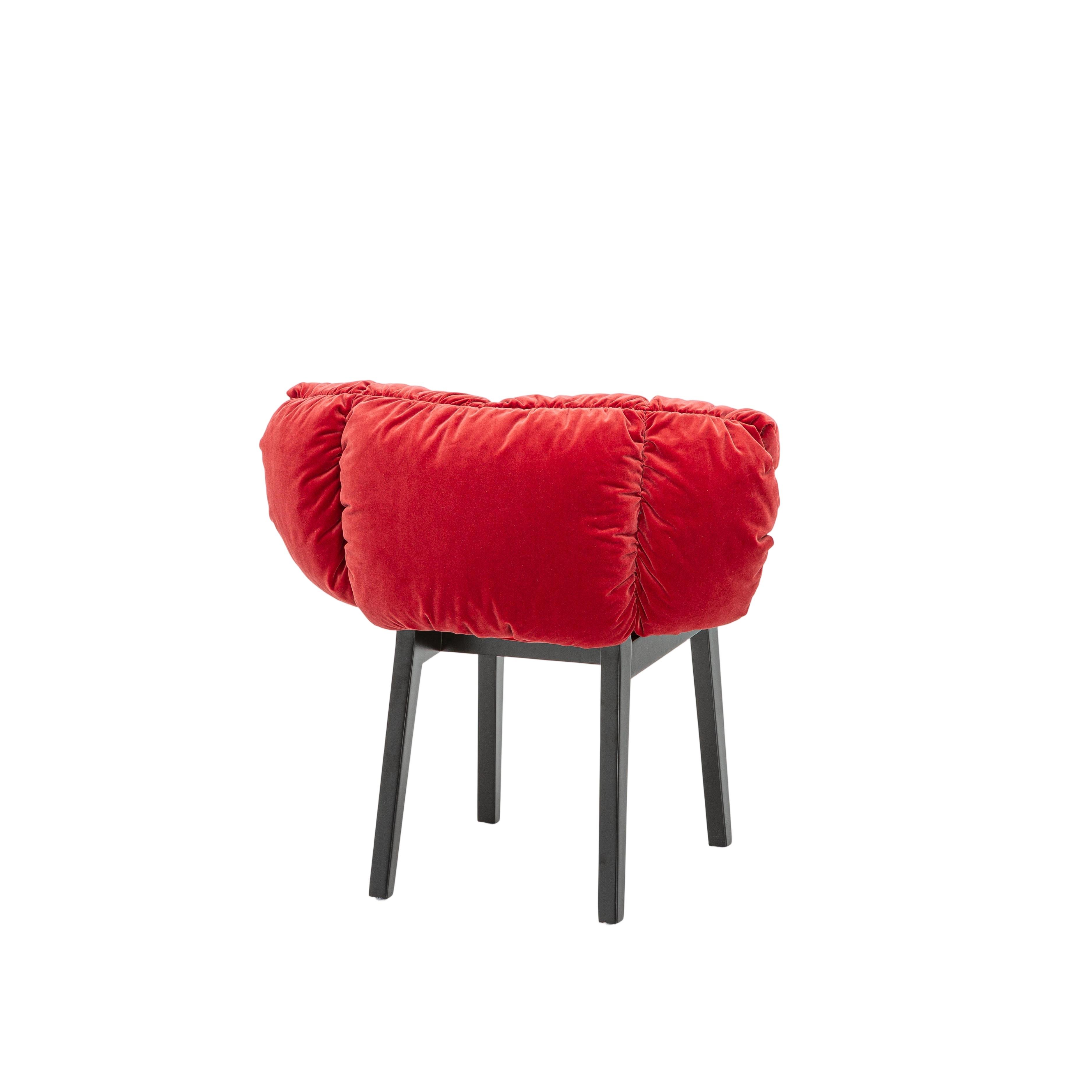 Modern Dining Chair: Elegance Meets Comfort