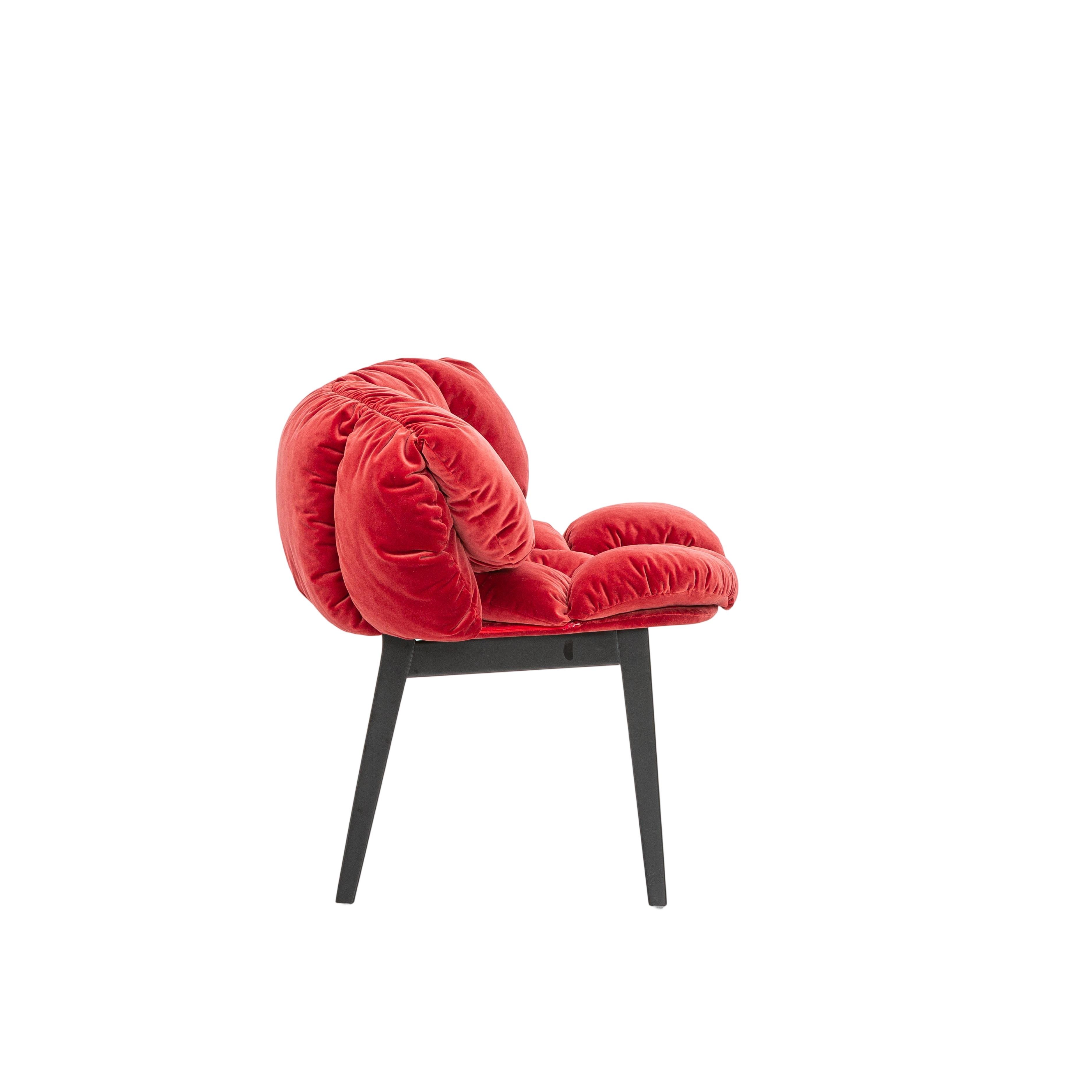 Modern Dining Chair: Elegance Meets Comfort