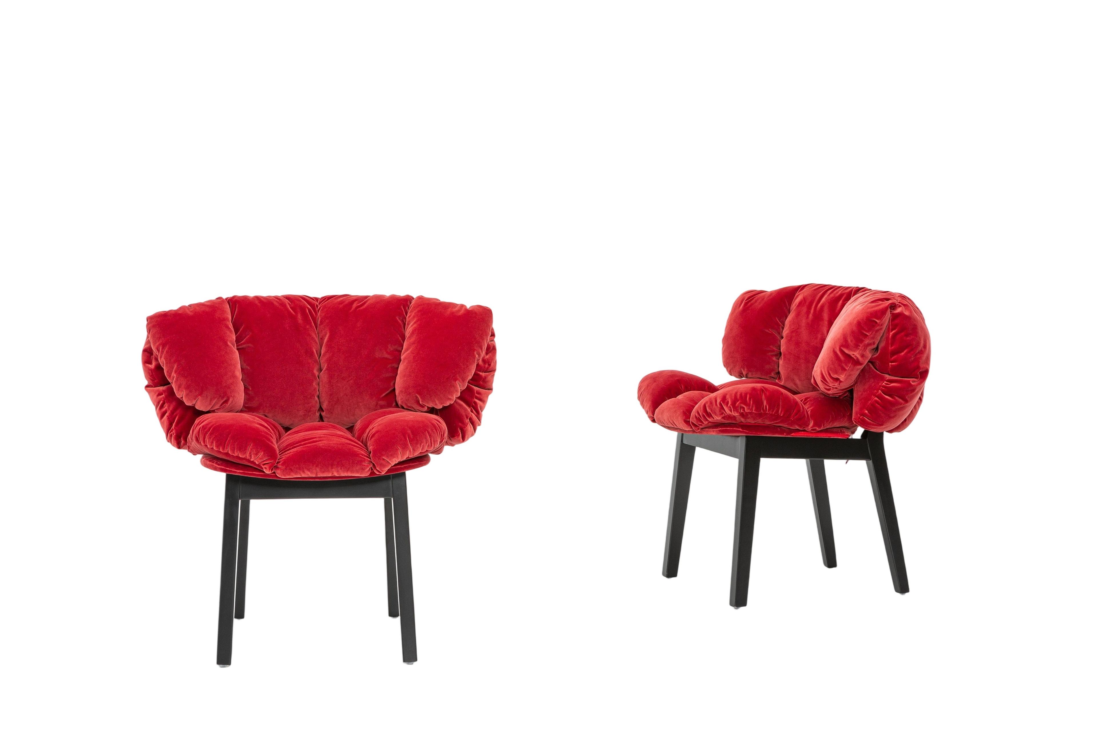 Modern Dining Chair: Elegance Meets Comfort