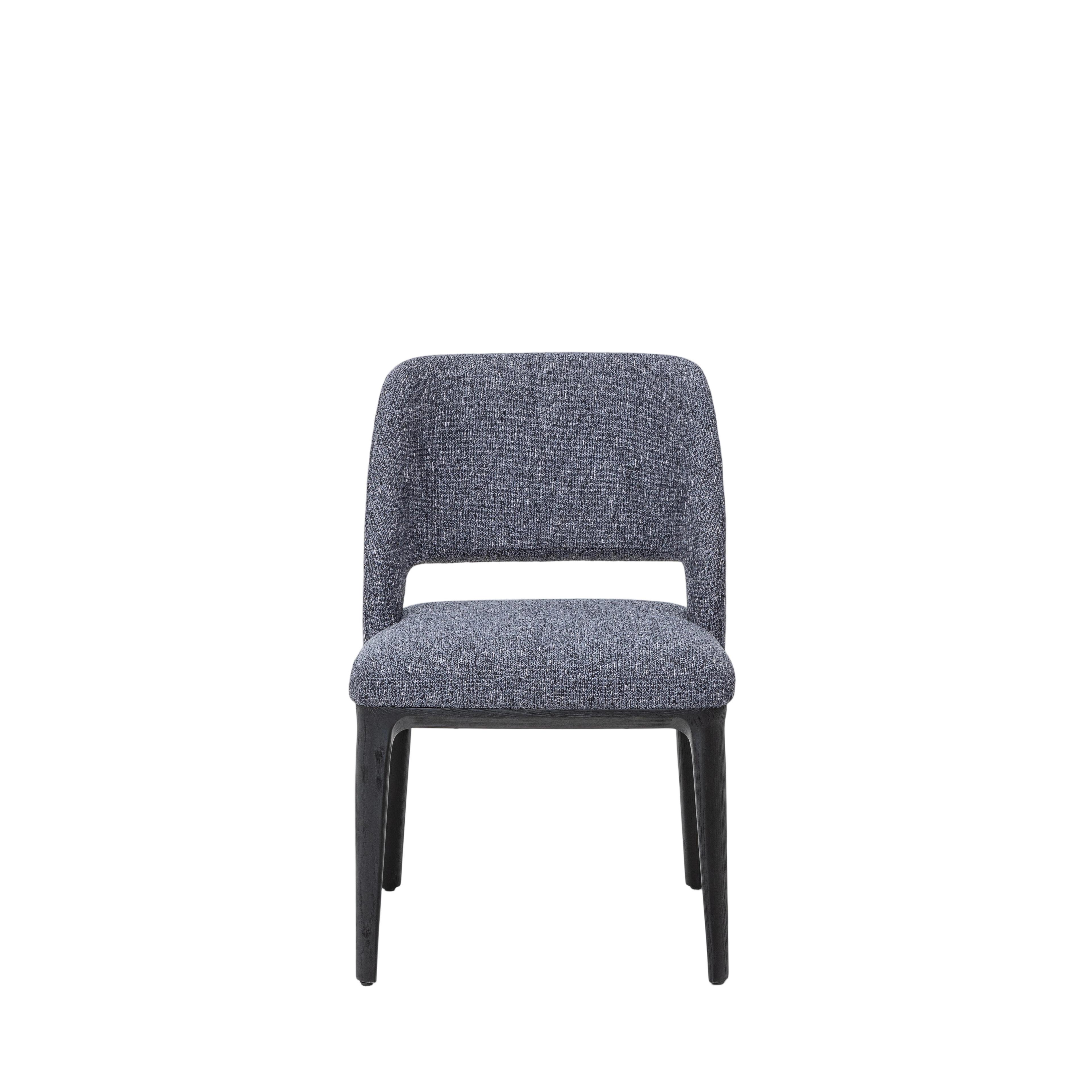Modern Dining Chair: Comfort Meets Sophistication