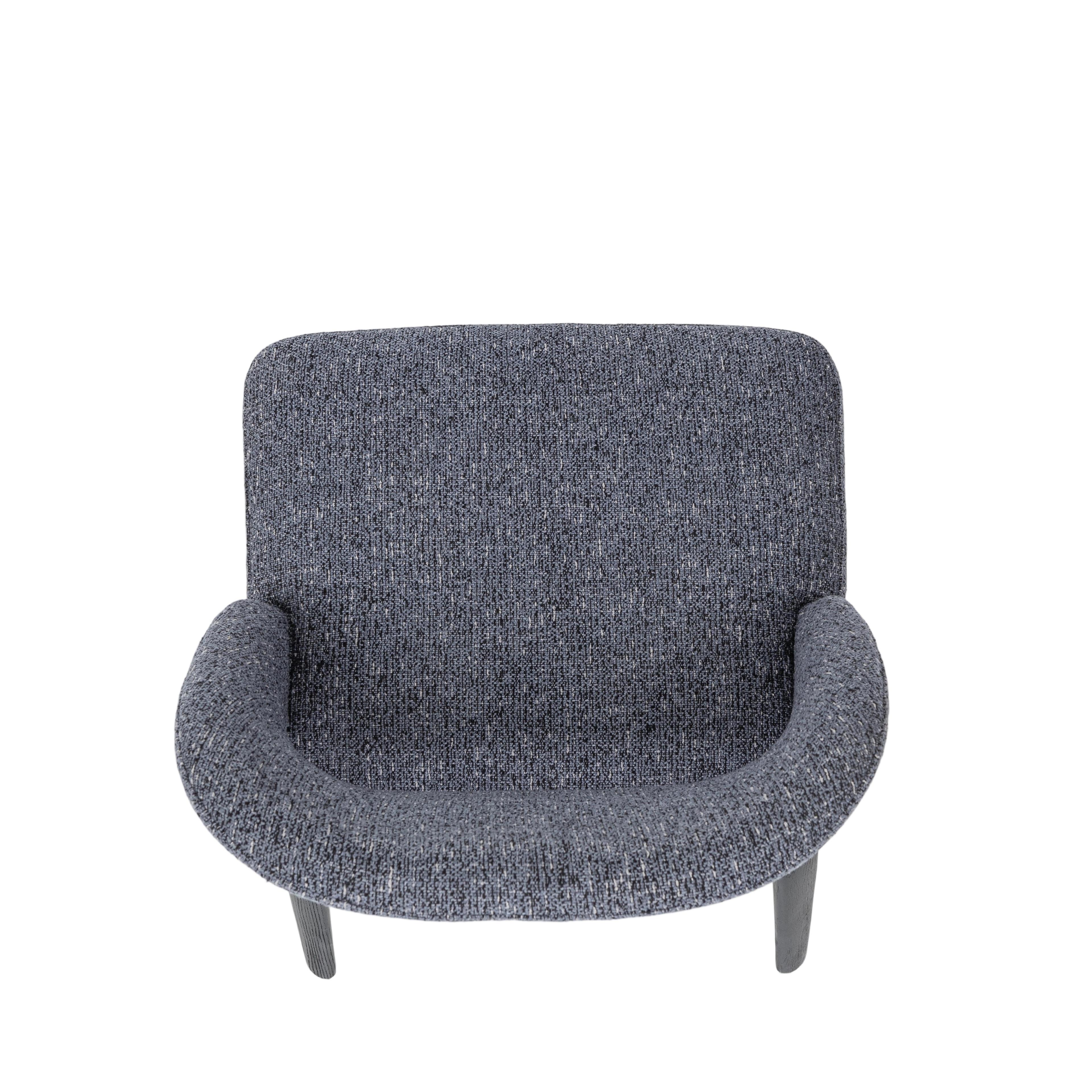 Modern Dining Chair: Comfort Meets Sophistication
