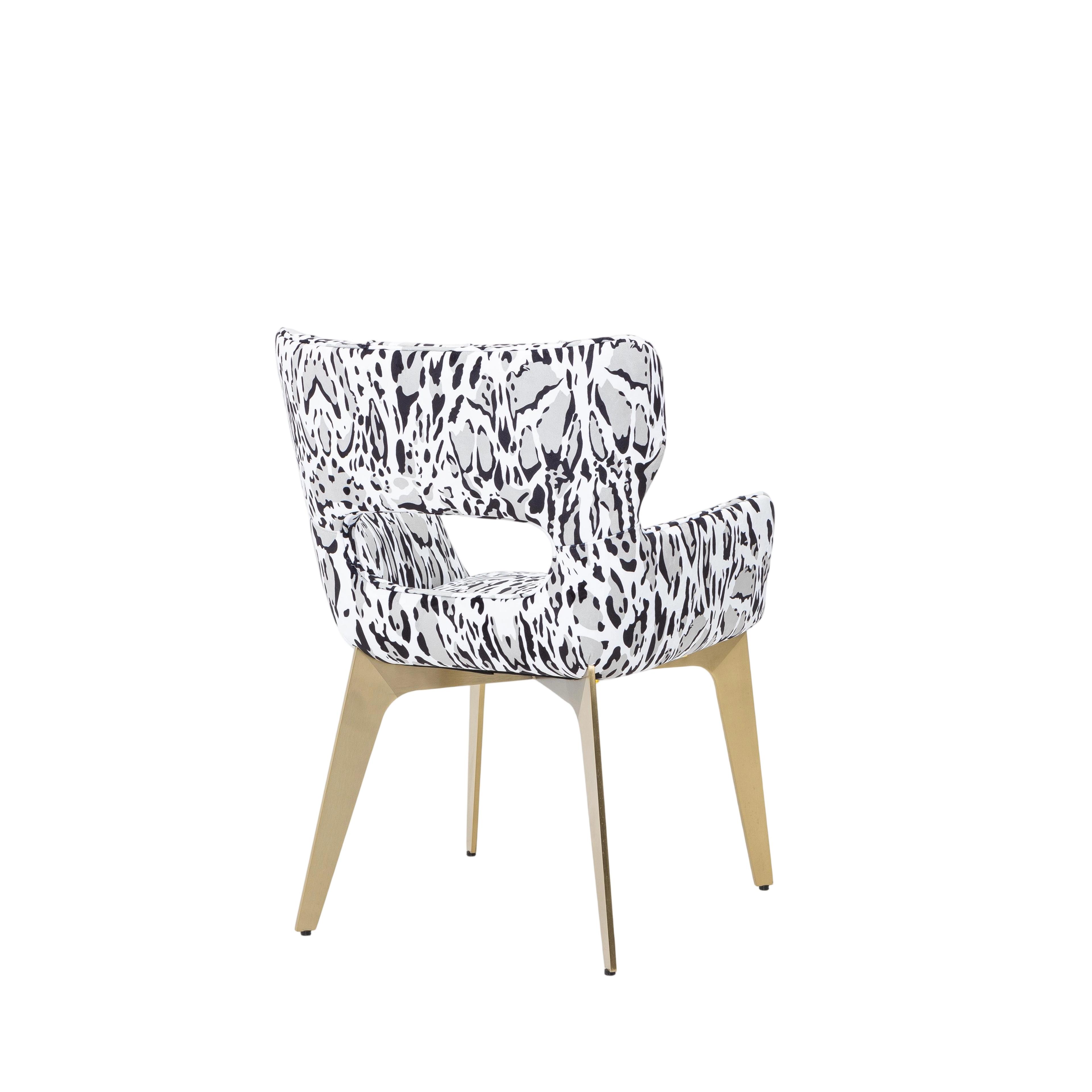 Explore Luxurious Dining Chairs: From Modern Designs to Timeless Elegance