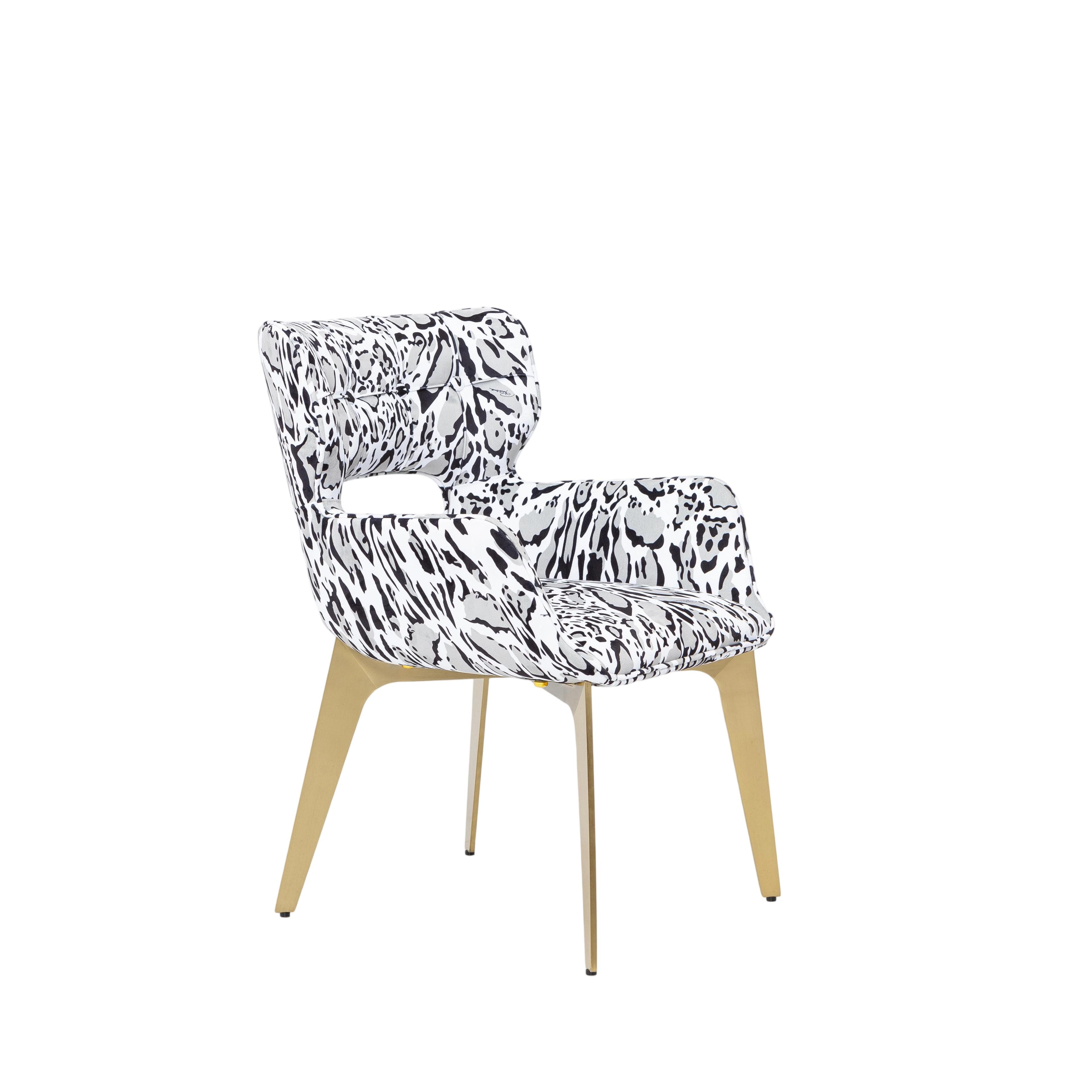 Explore Luxurious Dining Chairs: From Modern Designs to Timeless Elegance