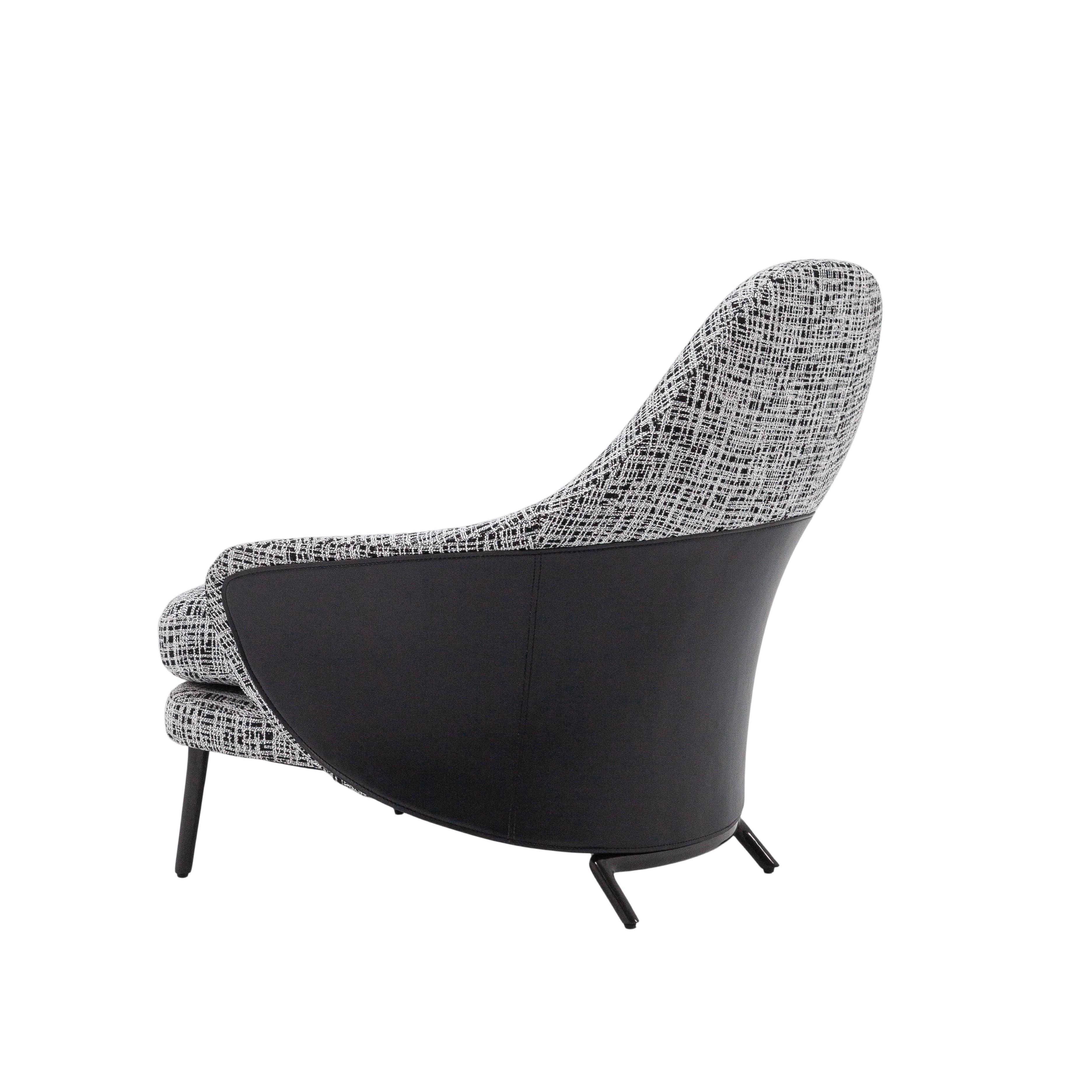 Redefining Luxury: Sophisticated Lounge Chairs