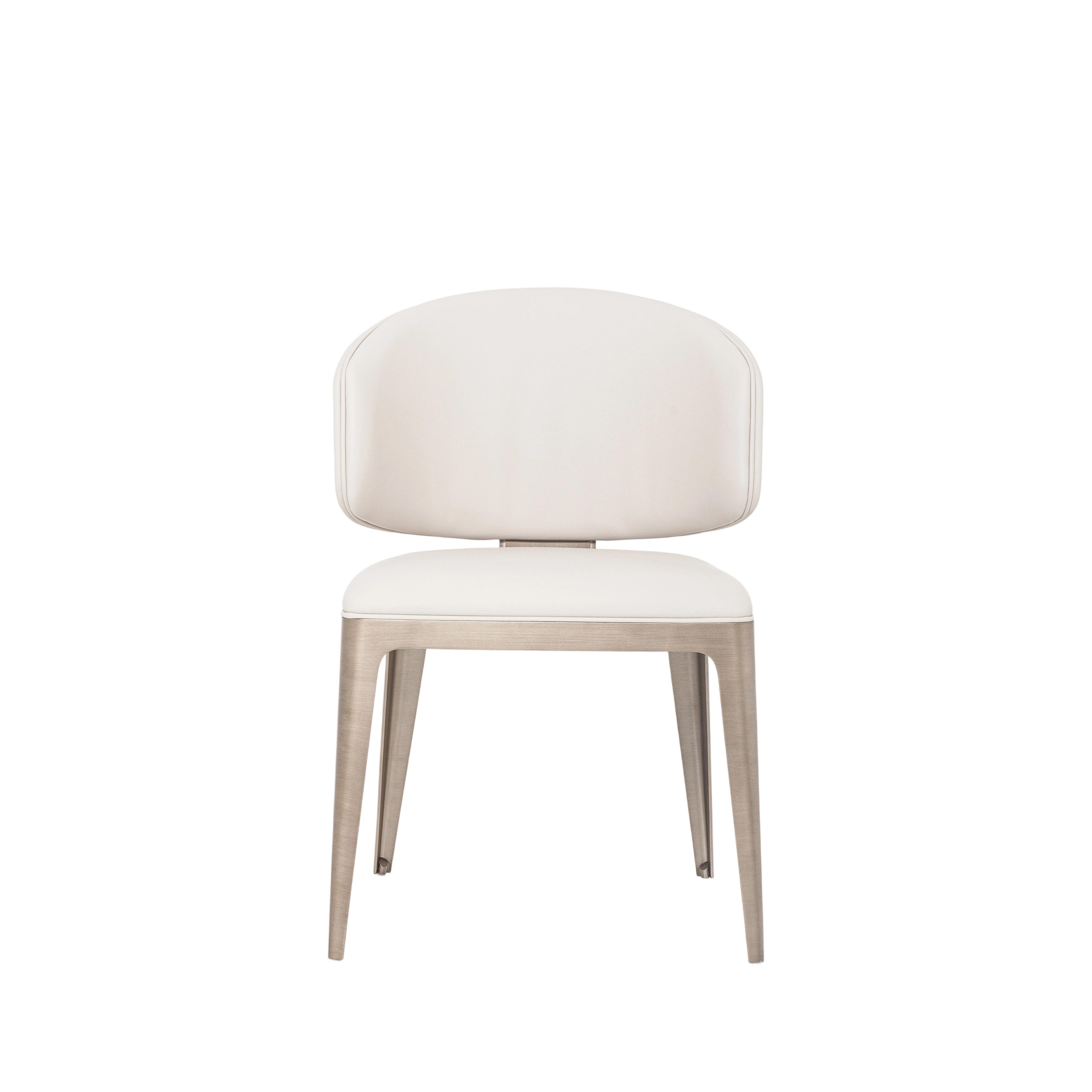 Wavy Metal Side Chair: The Ultimate in Modern Elegance