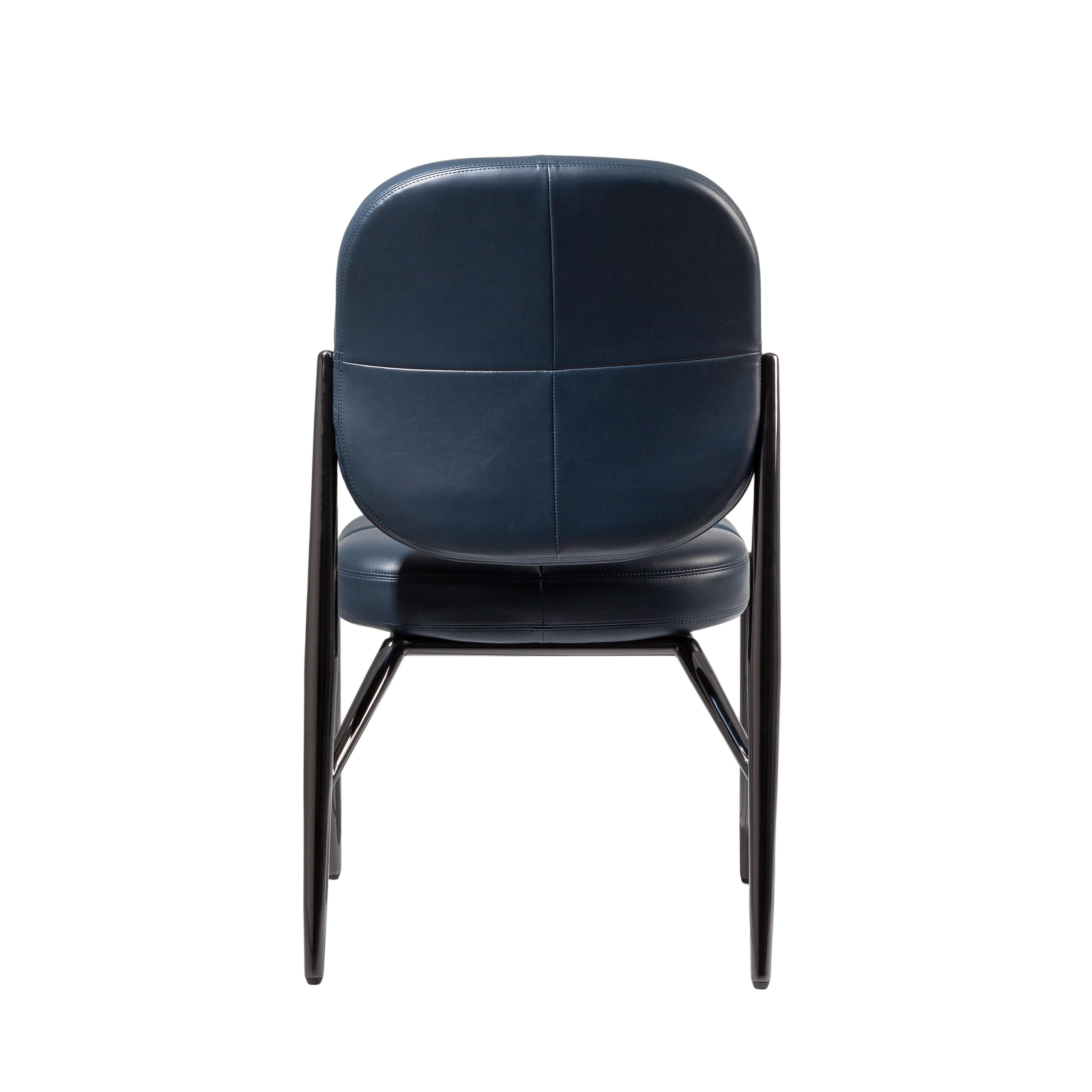 Modern Dining Chairs: Elegance and Comfort