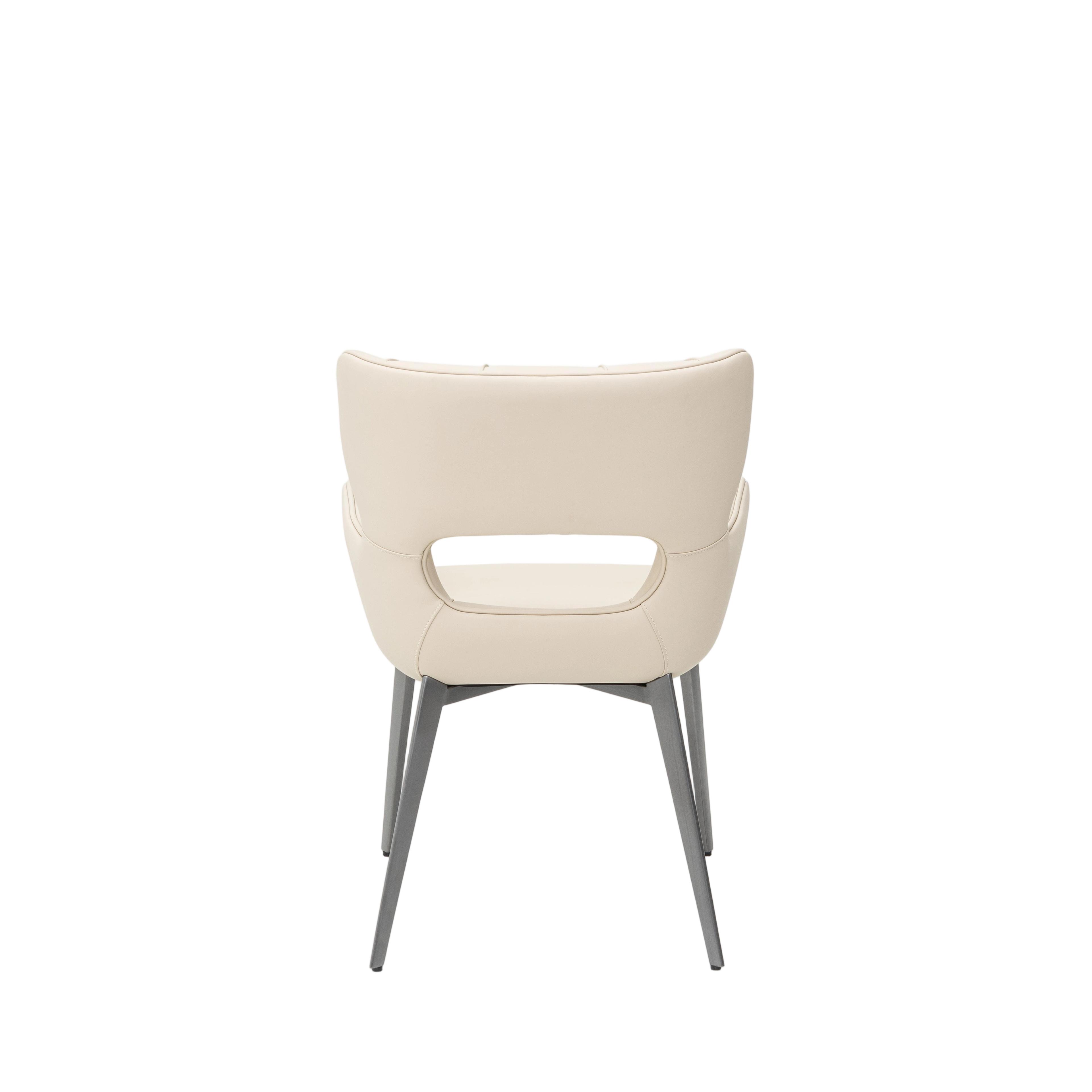 Black Designer Armrests: The Ultimate in High-end Reclining Chairs