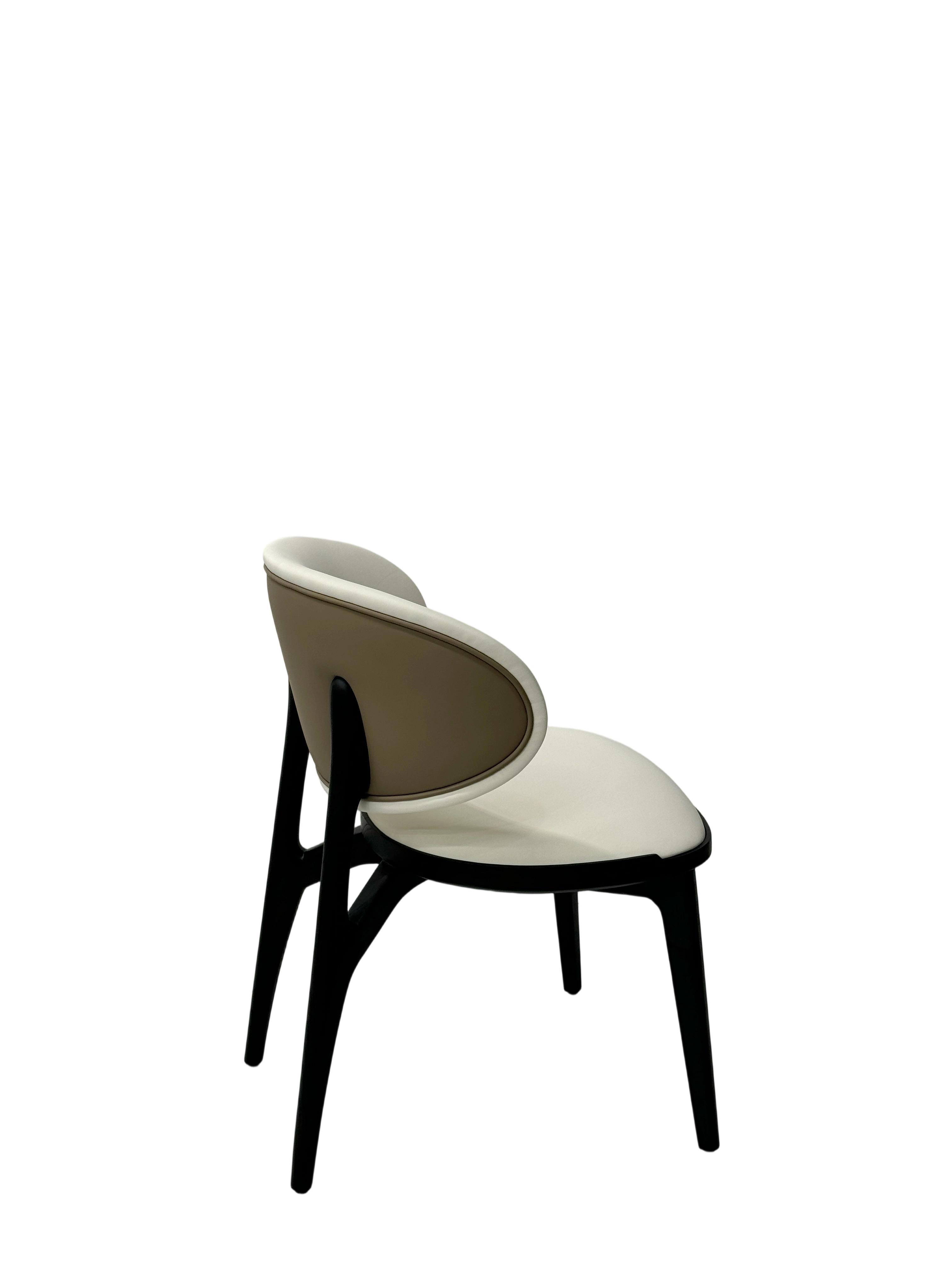 Nordic Solid Wood Chair: Modern Elegance in Dining