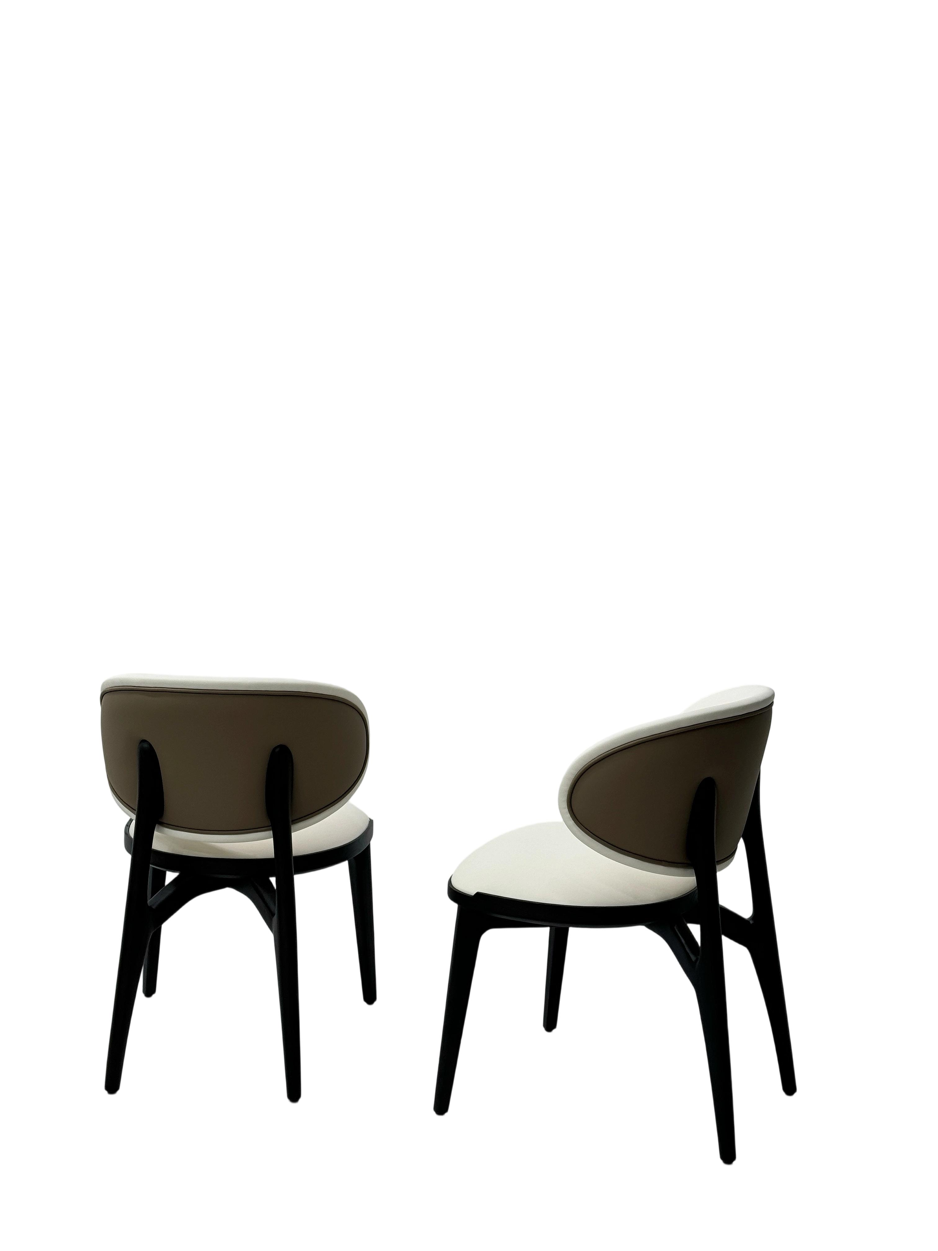 Nordic Solid Wood Chair: Modern Elegance in Dining